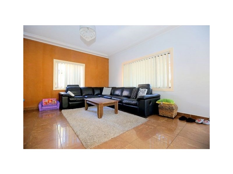 35 Queen Street, Revesby NSW 2212