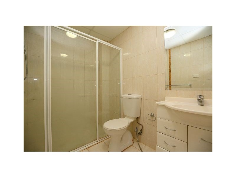 4/182-184 Greenacre Road, Bankstown NSW 2200