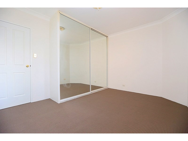 9/54 Sir Joseph Banks Street, Bankstown NSW 2200