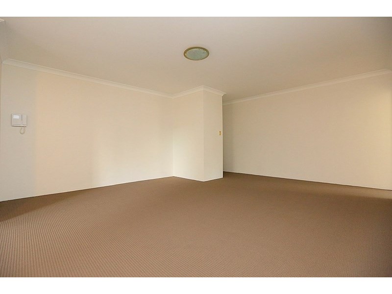 9/54 Sir Joseph Banks Street, Bankstown NSW 2200