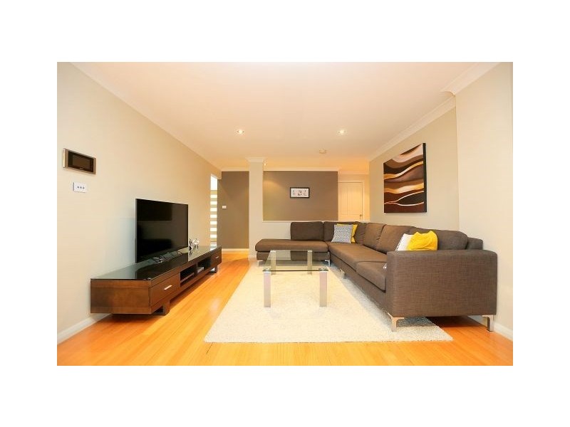 11 Denman Road, Georges Hall NSW 2198