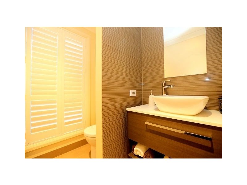 11 Denman Road, Georges Hall NSW 2198