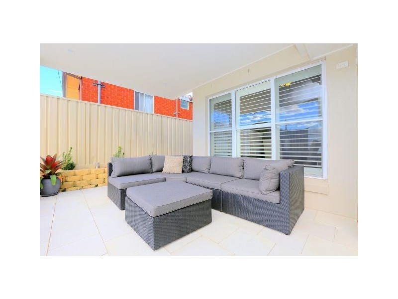 11 Denman Road, Georges Hall NSW 2198