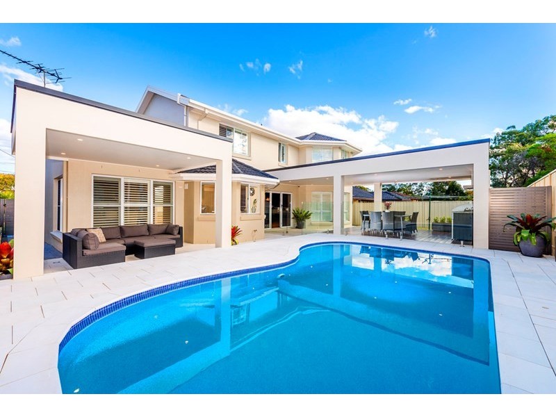 11 Denman Road, Georges Hall NSW 2198