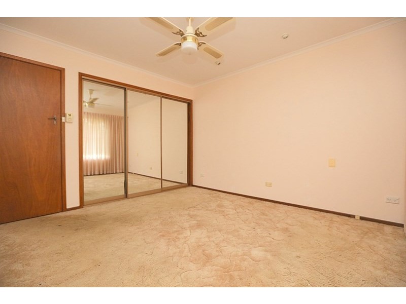 29 Universal Avenue, Georges Hall NSW 2198