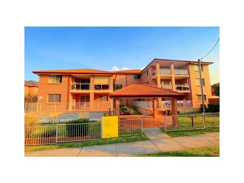 4/36-38 Brandon Avenue, Bankstown NSW 2200