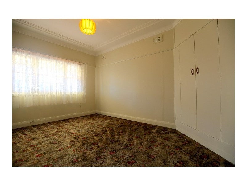 2 Petunia Avenue, Bankstown NSW 2200