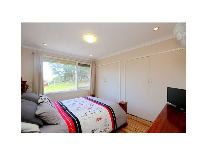 6 Wendy Avenue, Georges Hall NSW 2198