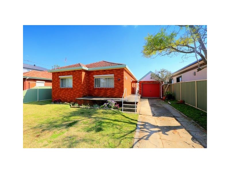 27 Columbine Avenue, Bankstown NSW 2200