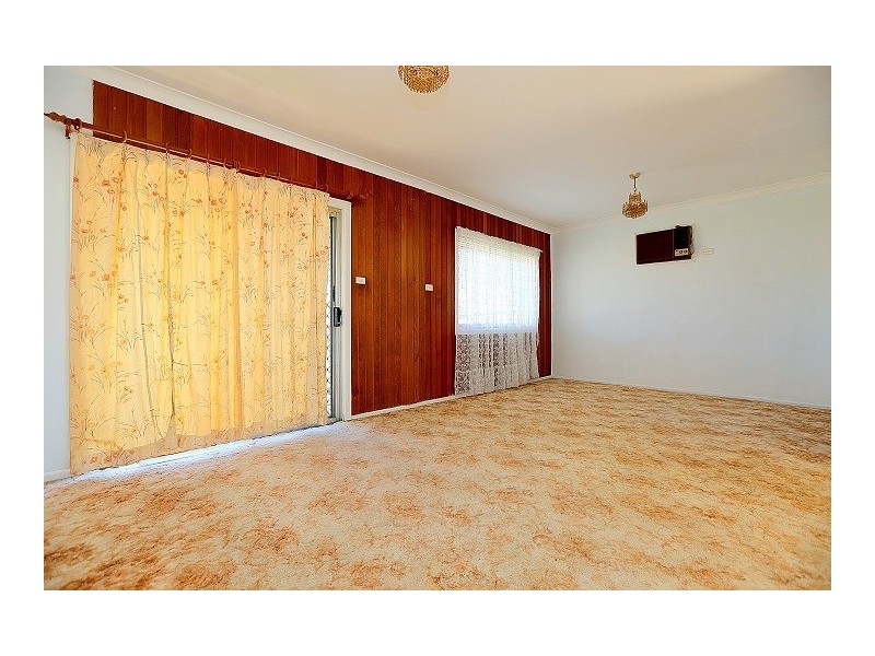12 Royal Avenue, Birrong NSW 2143