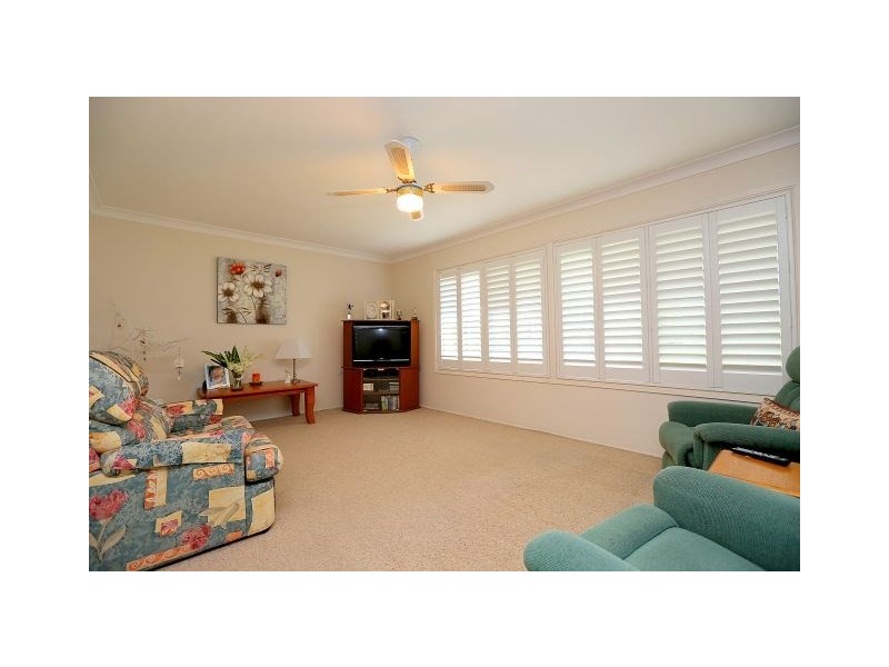 12 Newland Avenue, Milperra NSW 2214