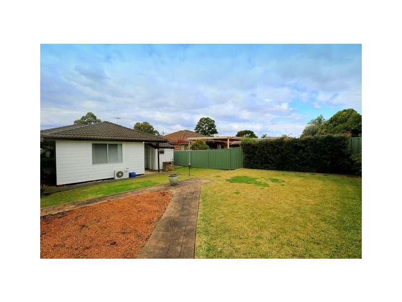 12 Newland Avenue, Milperra NSW 2214