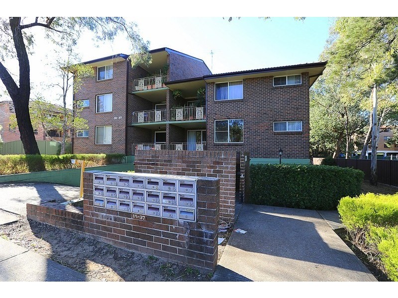 1/35 Jacobs Street, Bankstown NSW 2200