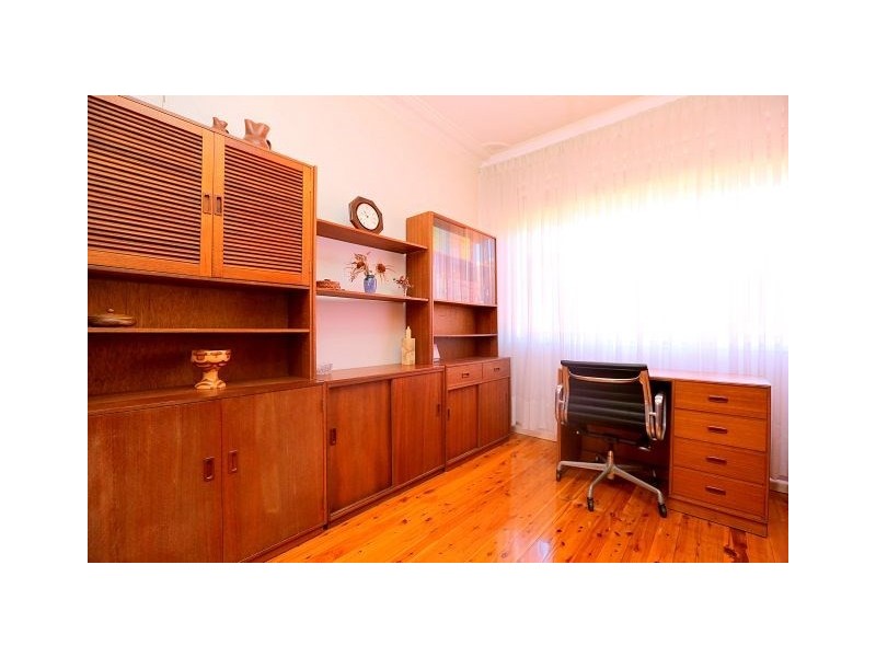 3 Wren Street, Condell Park NSW 2200