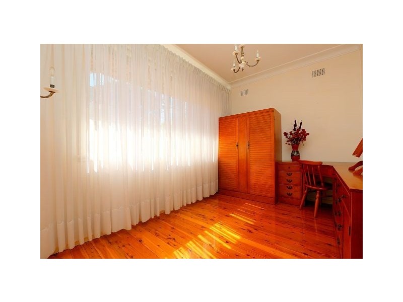 3 Wren Street, Condell Park NSW 2200