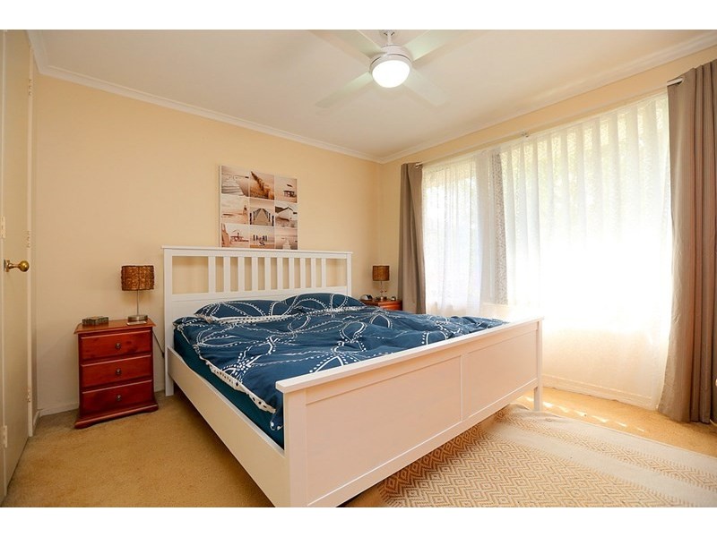 53 Oak Drive, Georges Hall NSW 2198