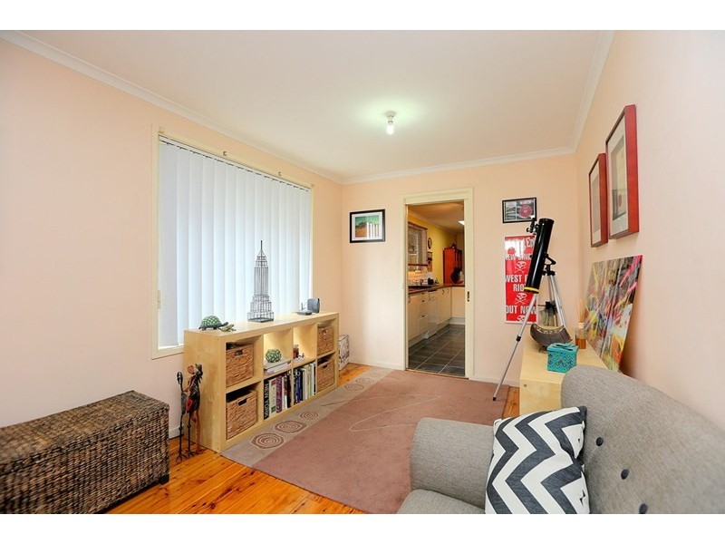 53 Oak Drive, Georges Hall NSW 2198