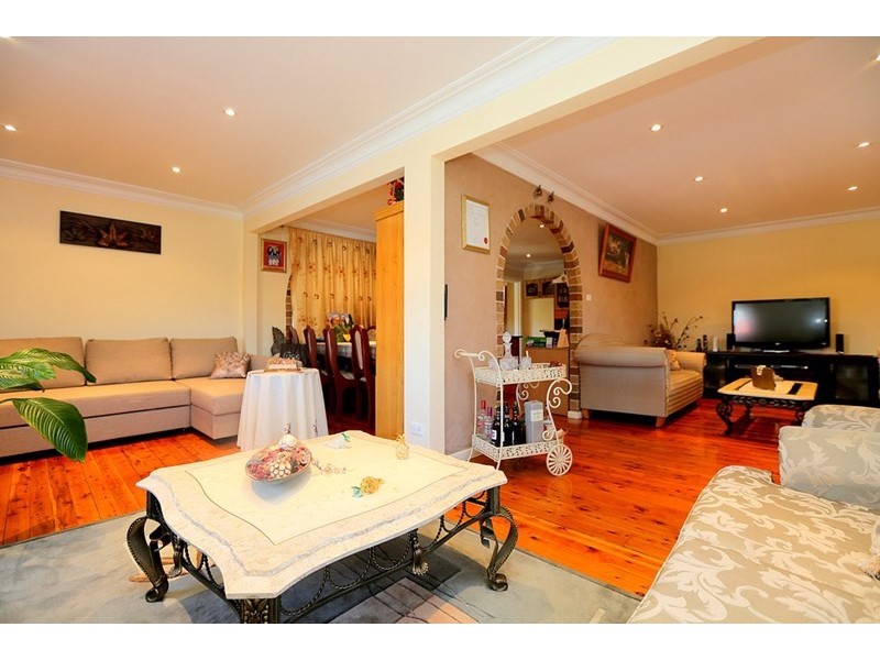 51 Denman Road, Georges Hall NSW 2198