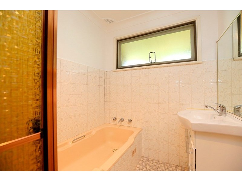 194 Birdwood Road, Georges Hall NSW 2198