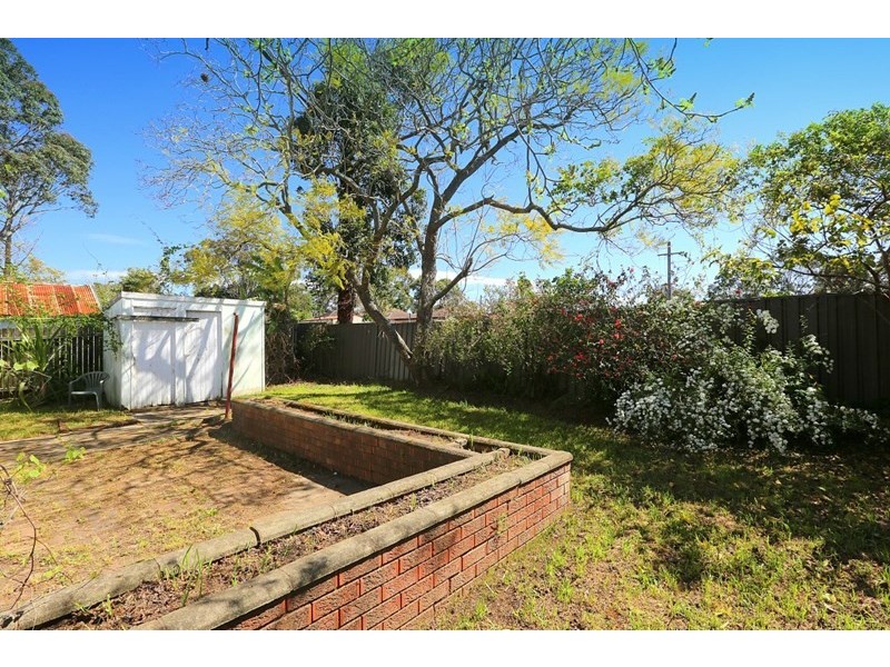 194 Birdwood Road, Georges Hall NSW 2198