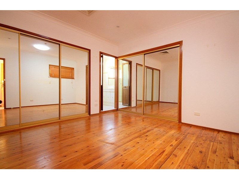 13 Josephine Crescent, Georges Hall NSW 2198