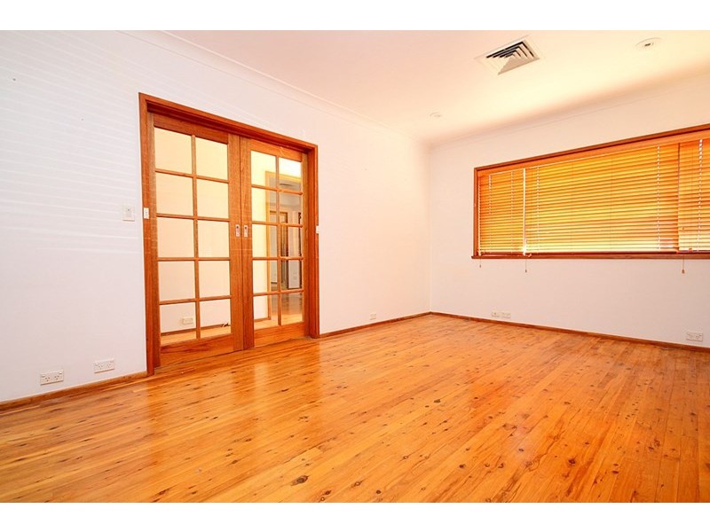 13 Josephine Crescent, Georges Hall NSW 2198
