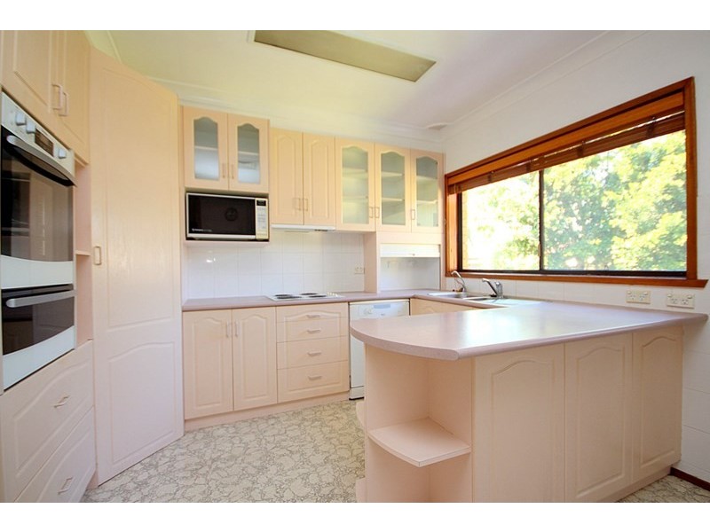 13 Josephine Crescent, Georges Hall NSW 2198