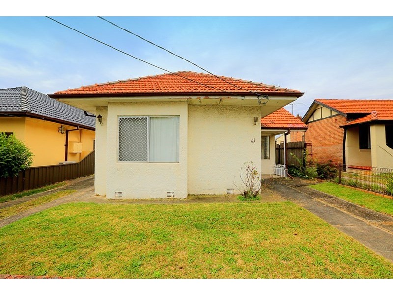 61 Seymour Parade, Belfield NSW 2191