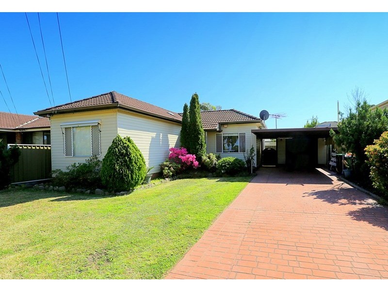 100 Yanderra Street, Condell Park NSW 2200