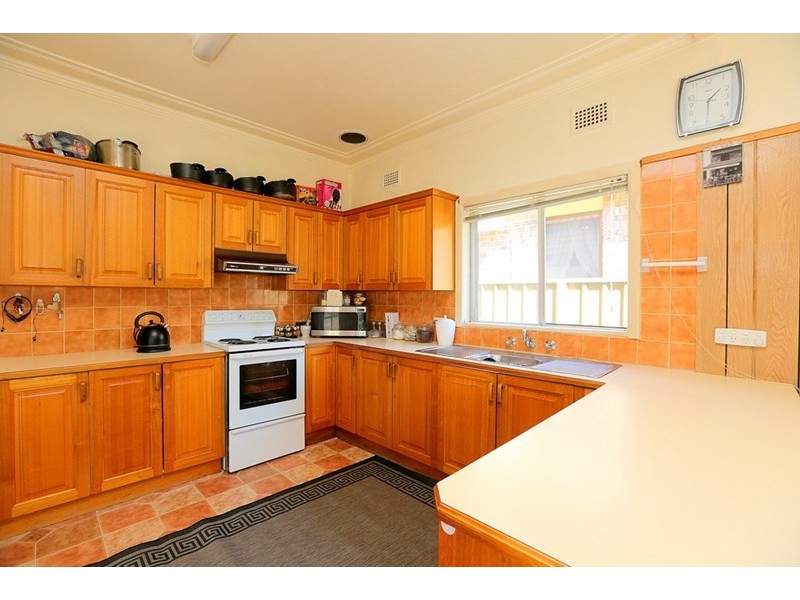 100 Yanderra Street, Condell Park NSW 2200