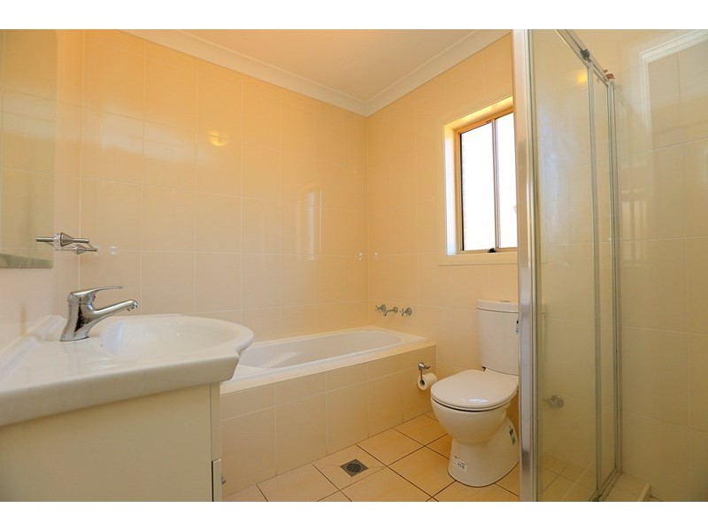 4/323-325 Hector Street, Bass Hill NSW 2197