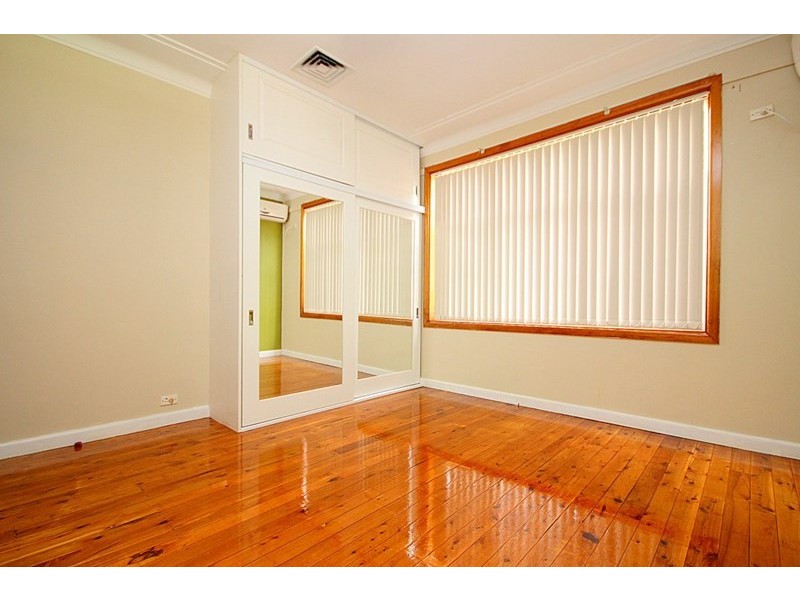 16 Kawana Street, Bass Hill NSW 2197
