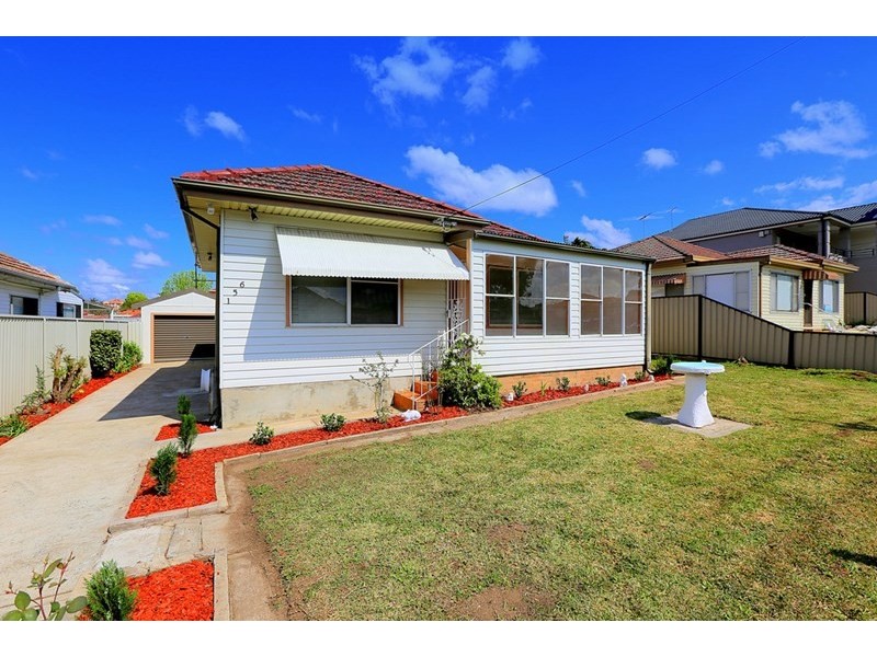 156 Juno Parade, Greenacre NSW 2190