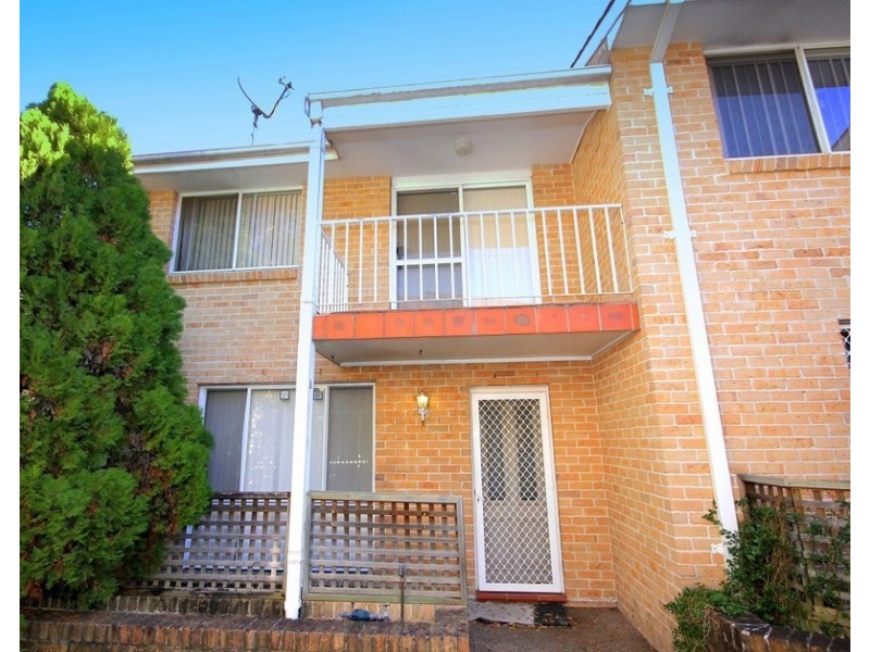 6/178 Greenacre Road, Bankstown NSW 2200