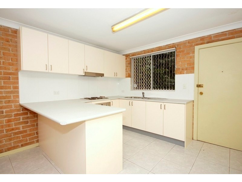 6/178 Greenacre Road, Bankstown NSW 2200