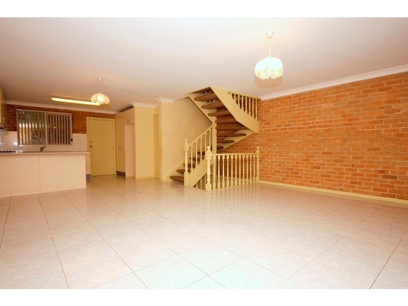 6/178 Greenacre Road, Bankstown NSW 2200