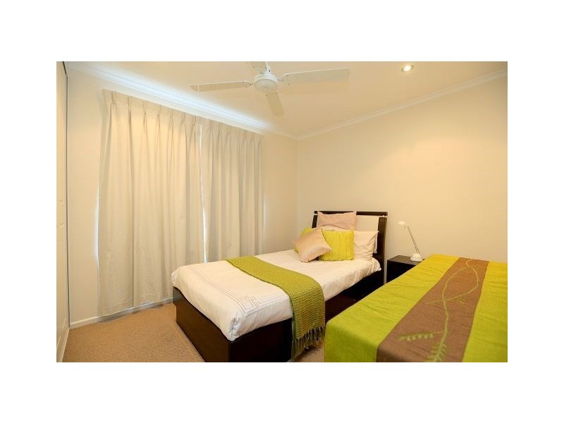 54 Wendy Avenue, Georges Hall NSW 2198