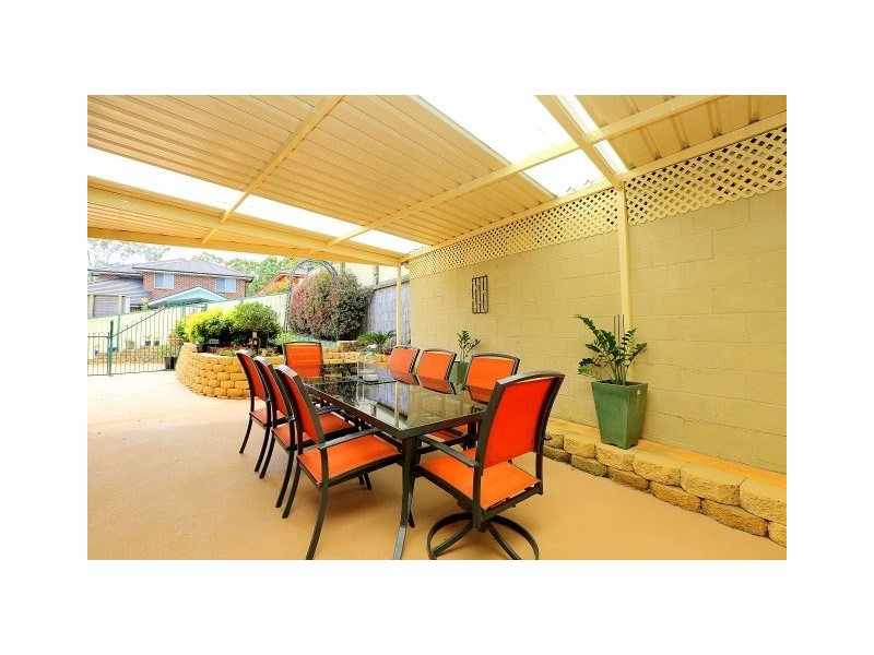 54 Wendy Avenue, Georges Hall NSW 2198