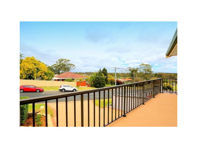 54 Wendy Avenue, Georges Hall NSW 2198