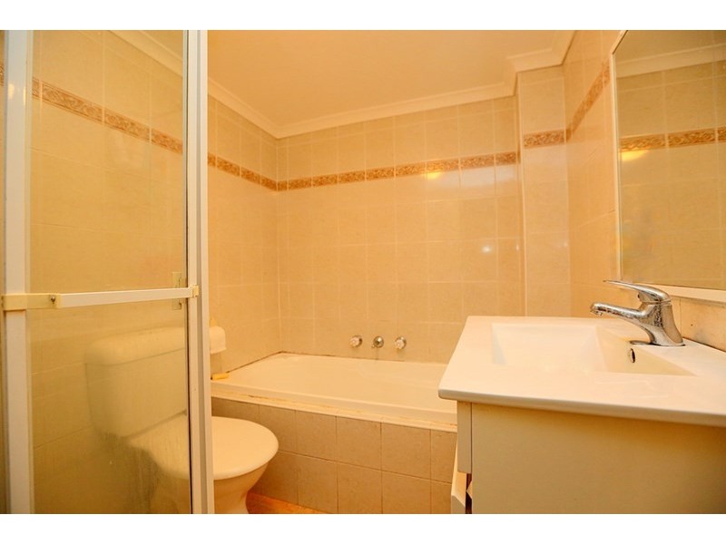 4/274 Stacey Street, Bankstown NSW 2200