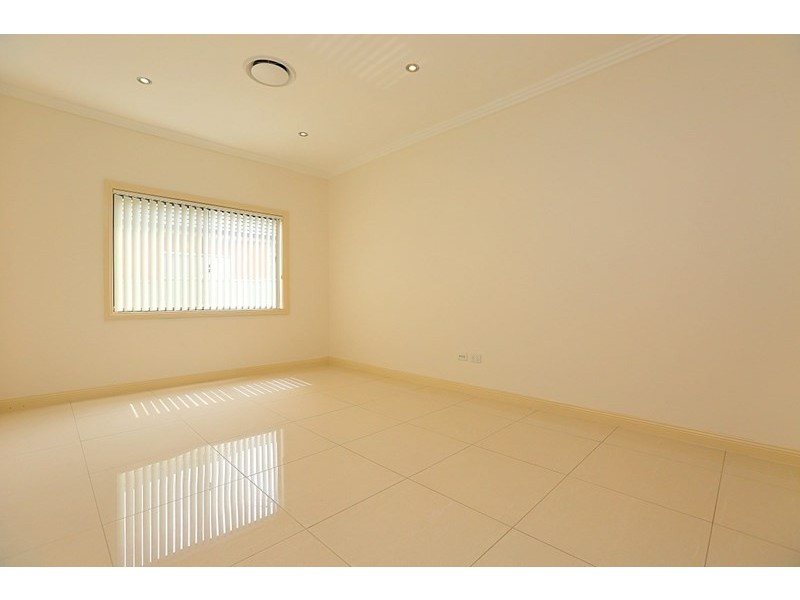 9 Ellis Street, Condell Park NSW 2200