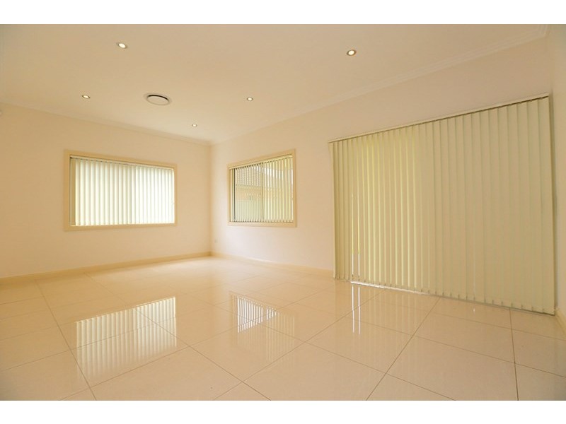 9 Ellis Street, Condell Park NSW 2200