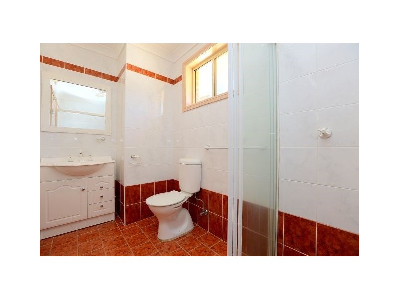 8/125 Rex Road, Georges Hall NSW 2198