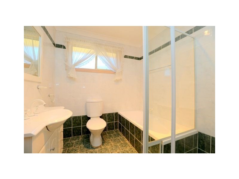 8/125 Rex Road, Georges Hall NSW 2198