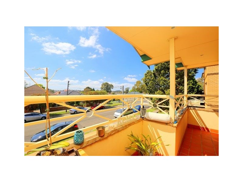 1/39 Rosemont Street South, Punchbowl NSW 2196