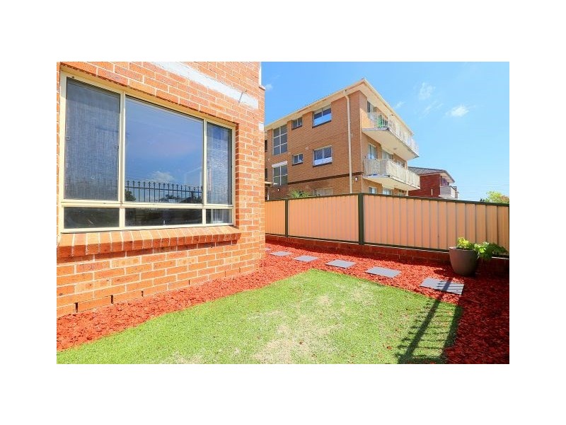 1/39 Rosemont Street South, Punchbowl NSW 2196