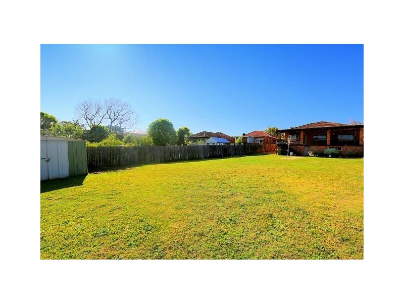 186 Wangee Road, Greenacre NSW 2190