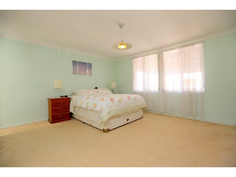 8 Carey Street, Bass Hill NSW 2197
