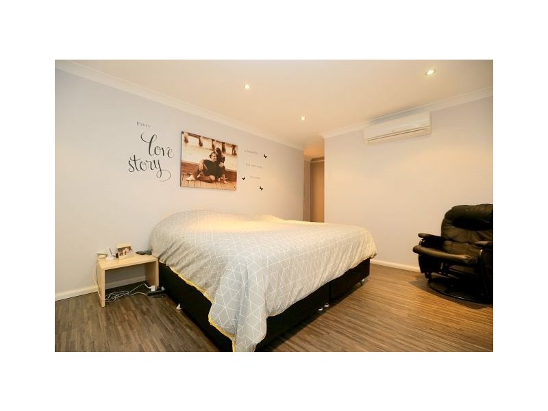 9 Erica Crescent, Georges Hall NSW 2198