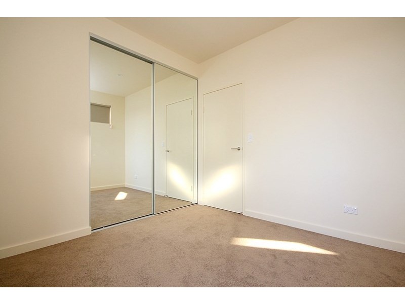 A202/2 Rowe Drive, Potts Hill NSW 2143